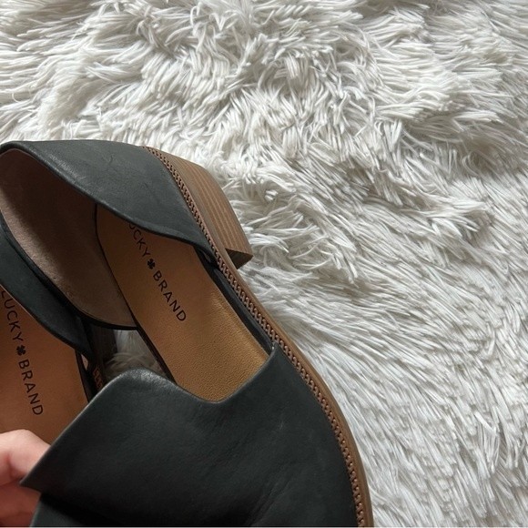 Lucky Brand Black Gennifa Loafer Flats - 9 - Picture 6 of 8